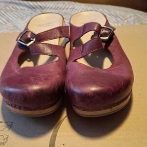 Chic Burgundy Leather Mules